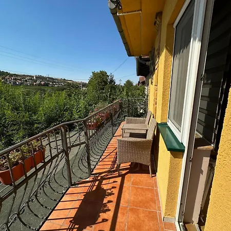 Belilo Ostanak kod kuće